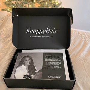 Knappy Glam set 18- inch straight 1B clip-ins. BRAND NEW!!